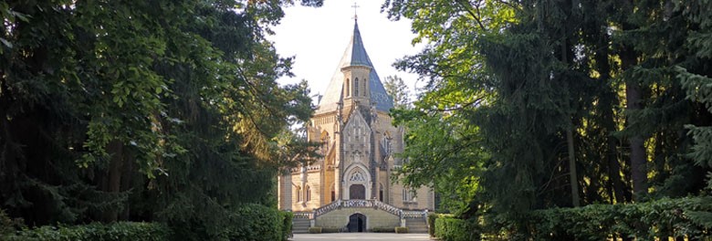 Schwarzenberská hrobka Domanín