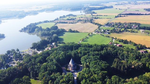 Schwarzenberská hrobka Domanín