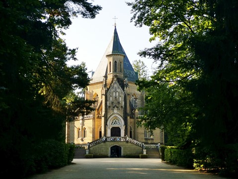 Schwarzenberská hrobka Domanín